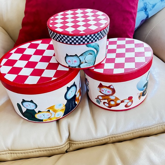 Nested 3 Cats 7" x 4.5" 6" x 4.25" 4.5"x3" Round Lids Gift Stackable Boxes NEW - Picture 3 of 7